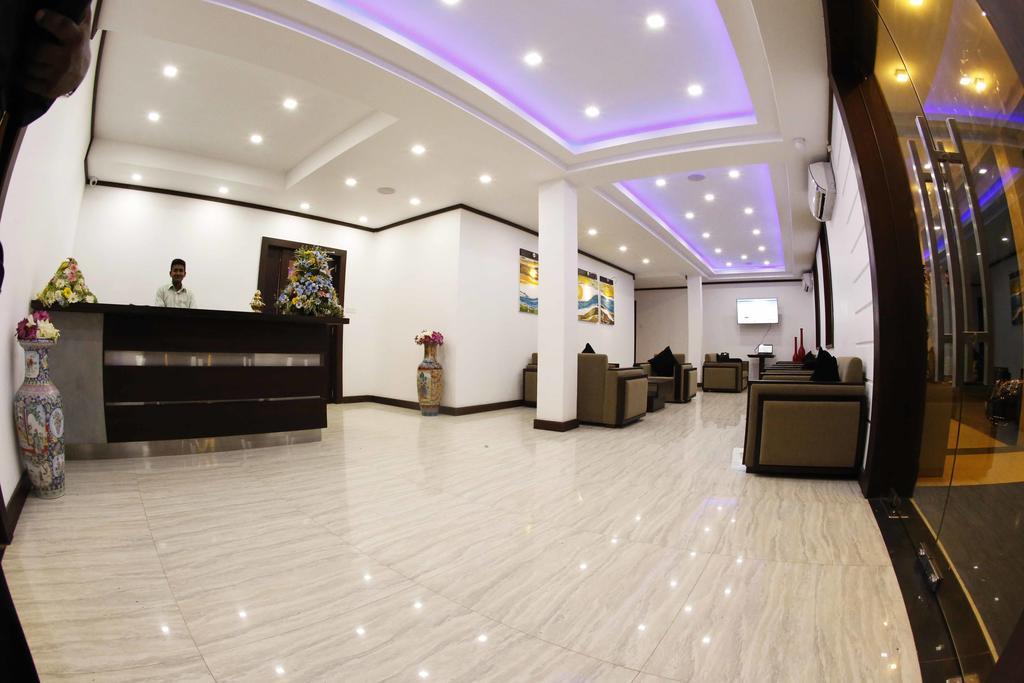 Blue Beach Hotel Wadduwa Εξωτερικό φωτογραφία