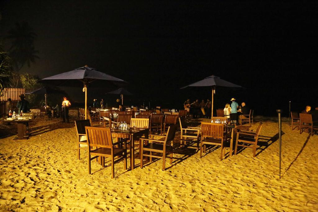 Blue Beach Hotel Wadduwa Εξωτερικό φωτογραφία